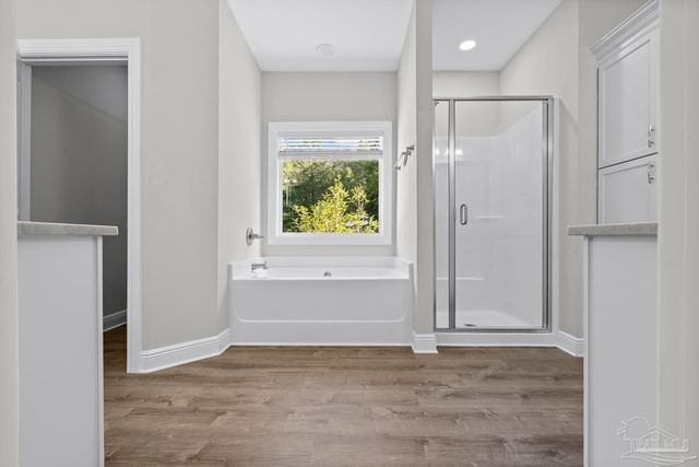 5528 Heatherton Rd, Milton, FL 32570