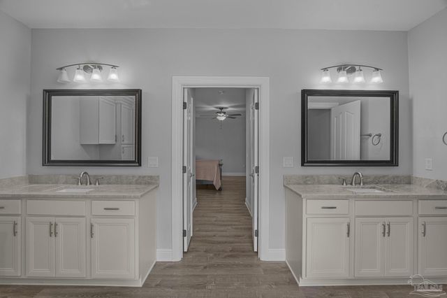 5528 Heatherton Rd, Milton, FL 32570