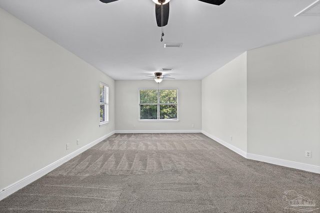 5528 Heatherton Rd, Milton, FL 32570