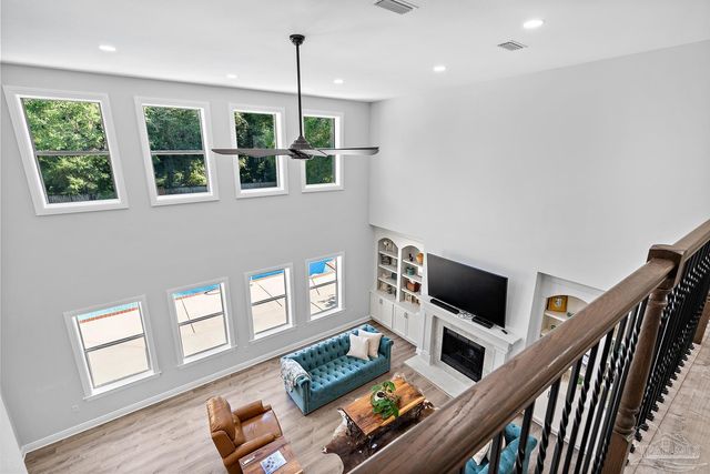 5528 Heatherton Rd, Milton, FL 32570