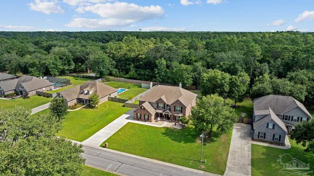 5528 Heatherton Rd, Milton, FL 32570