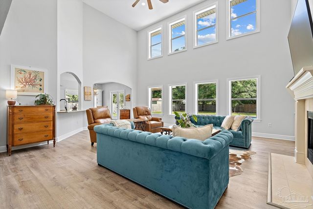 5528 Heatherton Rd, Milton, FL 32570