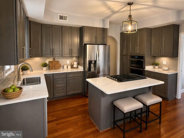 46447 SAFFRON CT, Sterling, VA 20165