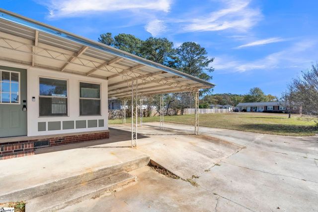 734 Anderson Street, Belton, SC 29627