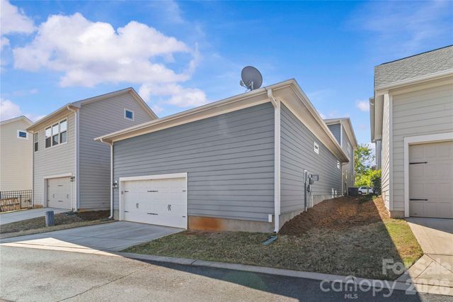 7723 McGill Heights Road, Charlotte, NC 28277