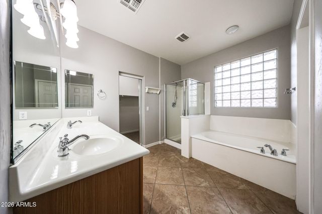 15988 W COCOPAH Street, Goodyear, AZ 85338