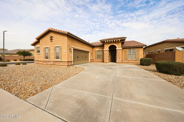 15988 W COCOPAH Street, Goodyear, AZ 85338