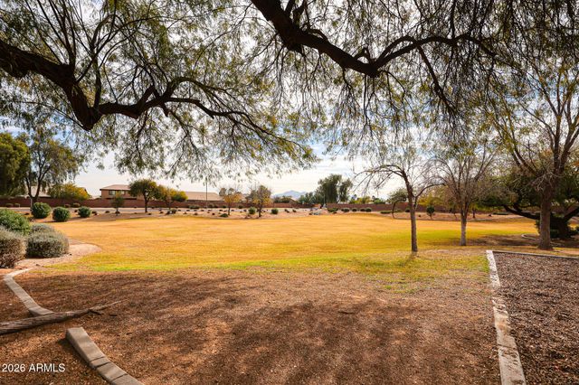 15988 W COCOPAH Street, Goodyear, AZ 85338