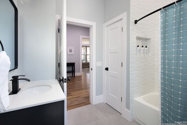 910 DENVER BLVD, San Antonio, TX 78210