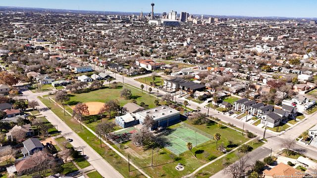 910 DENVER BLVD, San Antonio, TX 78210