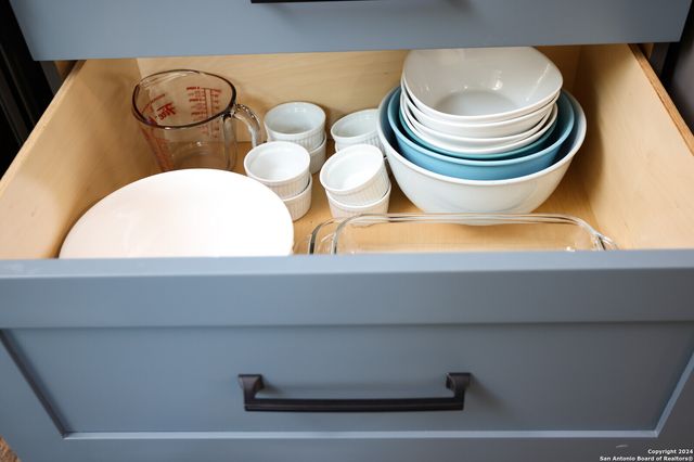 910 DENVER BLVD, San Antonio, TX 78210