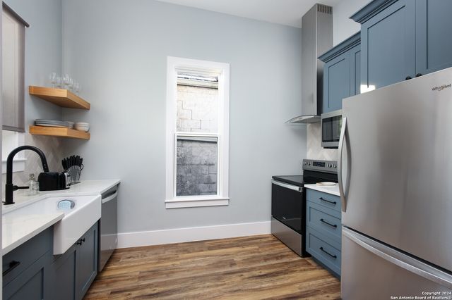 910 DENVER BLVD, San Antonio, TX 78210