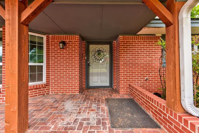 1506 W Walnut Street, El Reno, OK 73036