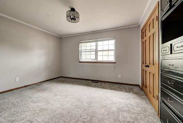 1506 W Walnut Street, El Reno, OK 73036