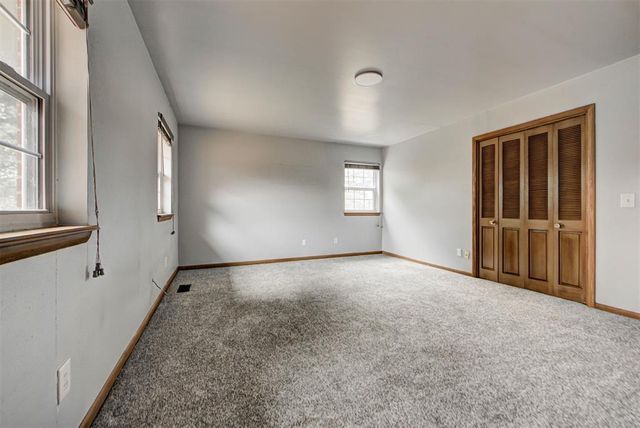 1506 W Walnut Street, El Reno, OK 73036