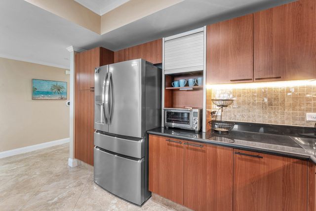 2640 Lake Shore Drive 1210, Riviera Beach, FL 33404