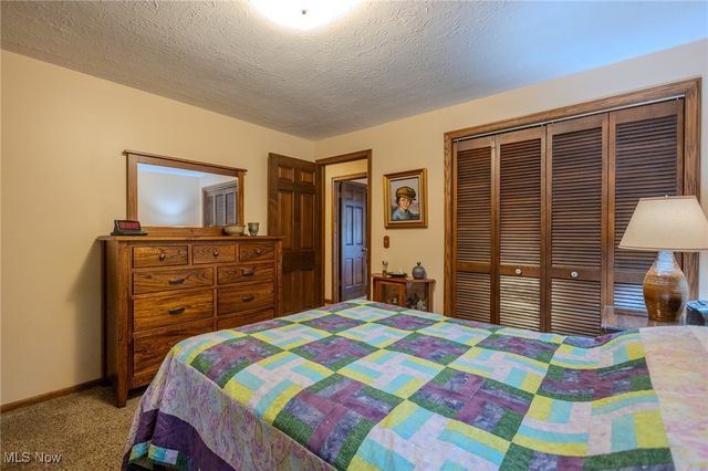 6150 Pilot View Circle, Louisville, OH 44641