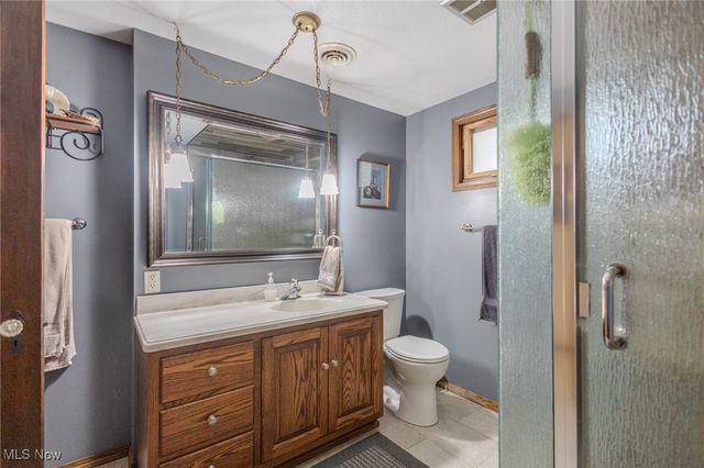 6150 Pilot View Circle, Louisville, OH 44641