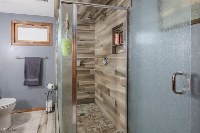 6150 Pilot View Circle, Louisville, OH 44641