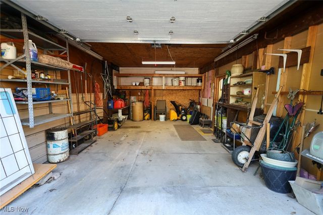 6150 Pilot View Circle, Louisville, OH 44641