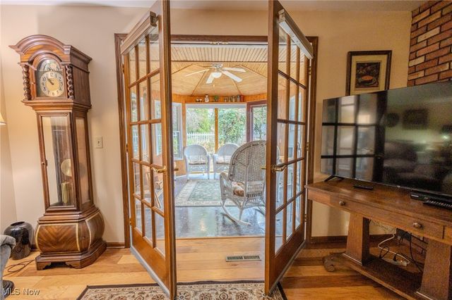 6150 Pilot View Circle, Louisville, OH 44641