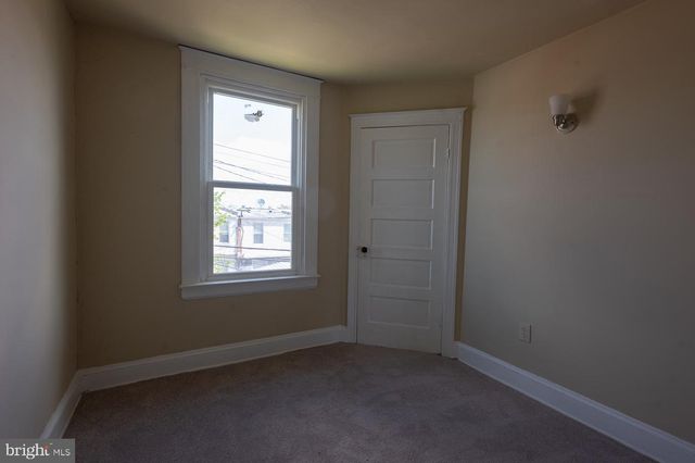3306 LYNDALE AVE, Baltimore, MD 21213