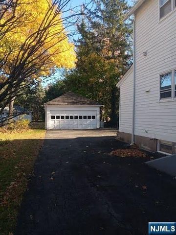 909 S Maple, Glen Rock, NJ 07452