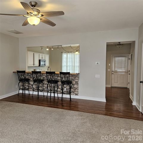 3186 Mannington Drive, Charlotte, NC 28270