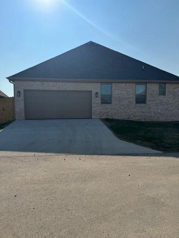 4301 Pawhuska Street, Bentonville, AR 72713