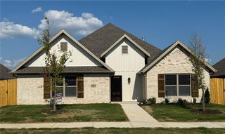 4301 Pawhuska Street, Bentonville, AR 72713