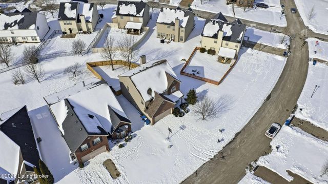 16918 Bowline View Trail, Louisville, KY 40245