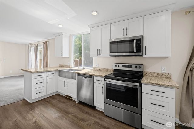23221 SE 242nd Street, Maple Valley, WA 98038