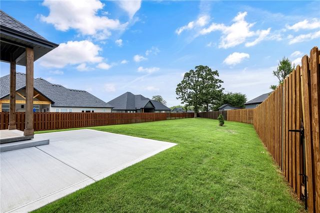 3631 Bitterroot Cove, Bentonville, AR 72712