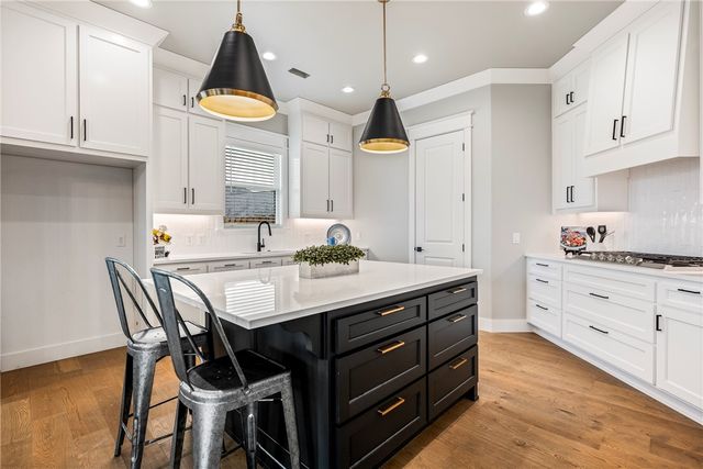 3631 Bitterroot Cove, Bentonville, AR 72712