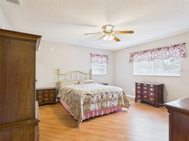 9679 SW 99TH AVENUE, Ocala, FL 34481