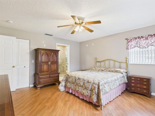 9679 SW 99TH AVENUE, Ocala, FL 34481