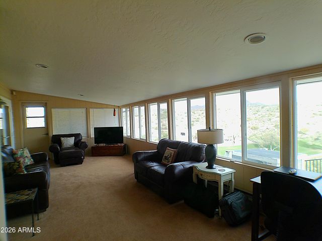 1070 N QUEEN MARY Way, Queen Valley, AZ 85118