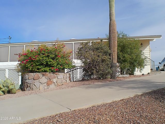 1070 N QUEEN MARY Way, Queen Valley, AZ 85118