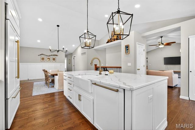 425 Round Tower Drive W, Cottleville, MO 63304