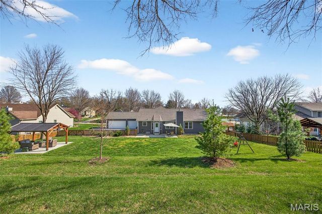 425 Round Tower Drive W, Cottleville, MO 63304