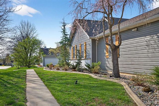 425 Round Tower Drive W, Cottleville, MO 63304