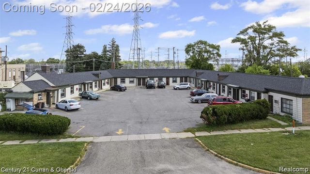 44784 Woodward Avenue, Pontiac, MI 48341