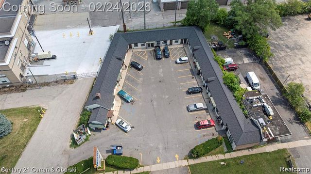 44784 Woodward Avenue, Pontiac, MI 48341