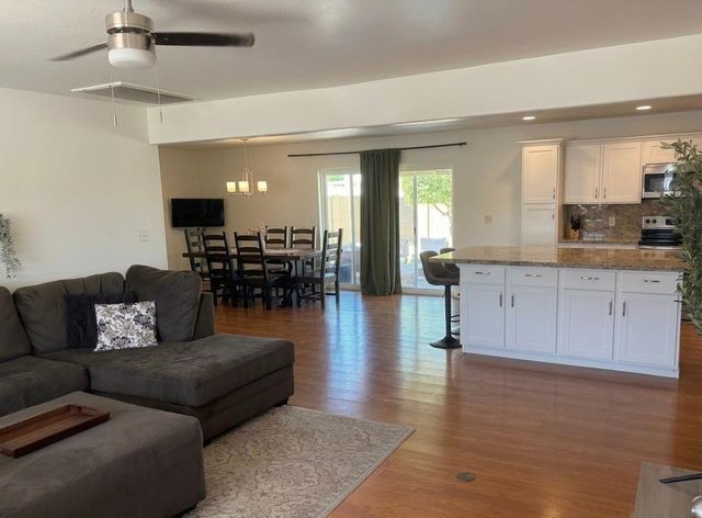 2218 N 81st Street, Scottsdale, AZ 85257
