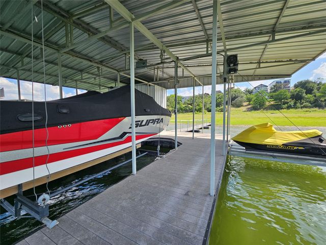 1231 Lake Shore DR, Spicewood, TX 78669