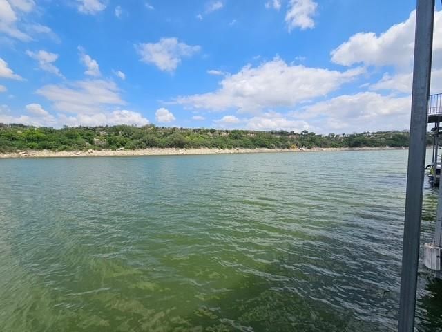 1231 Lake Shore DR, Spicewood, TX 78669