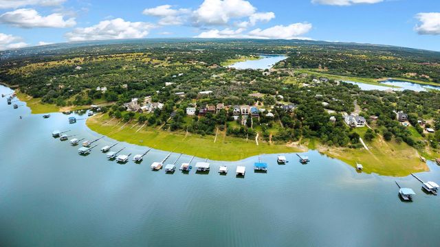 1231 Lake Shore DR, Spicewood, TX 78669