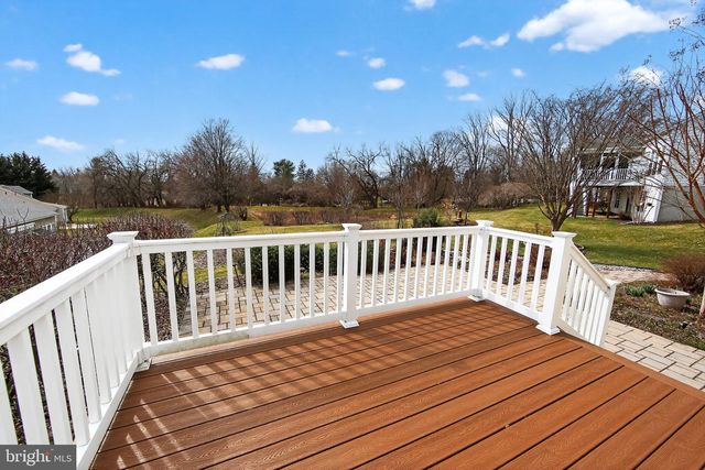 604 MARTIN DR, Avondale, PA 19311