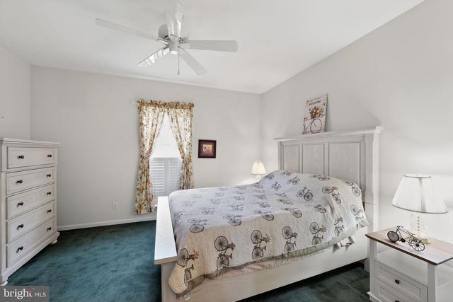 604 MARTIN DR, Avondale, PA 19311