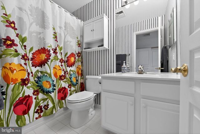 604 MARTIN DR, Avondale, PA 19311